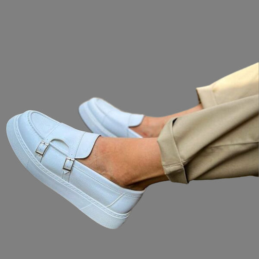 Hook Sneaker (White)