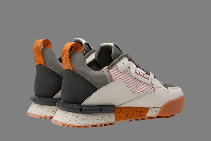 Field Classic Grid Sneaker