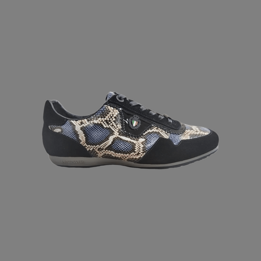 MOE102 Sneaker (Black/Beige)