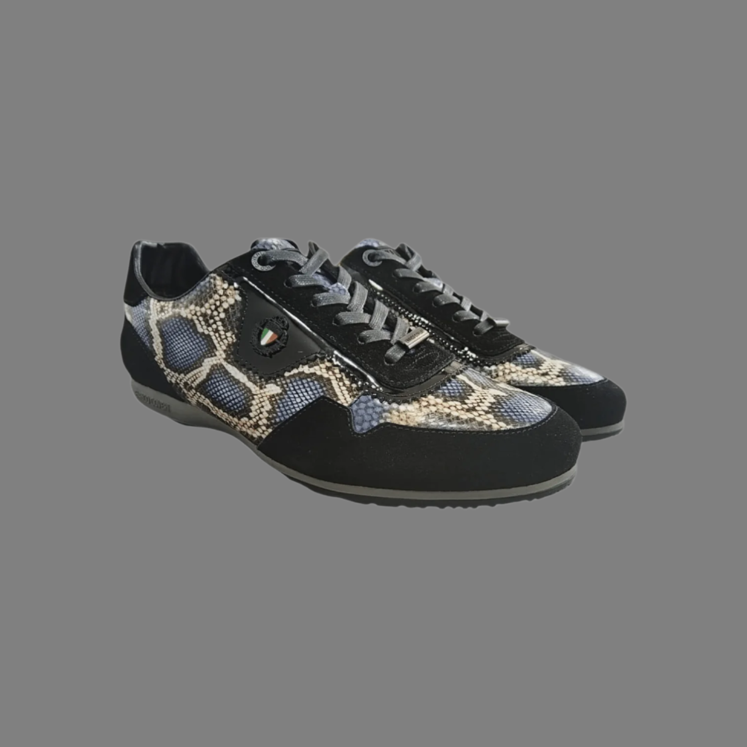 MOE102 Sneaker (Black/Beige)