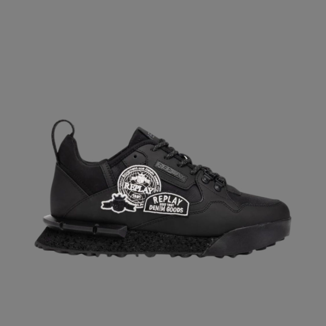 Field Badge SA Sneaker