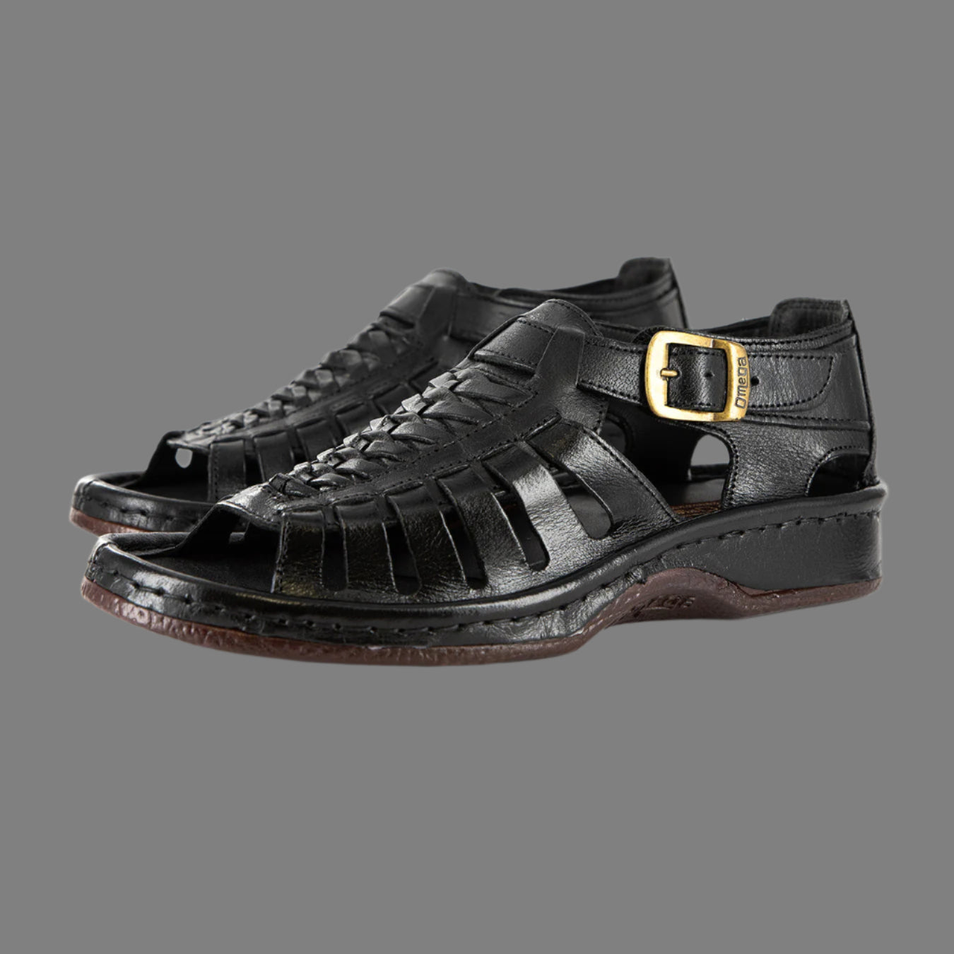 Kgosi : Leather Sandal in Black Buffalo Leather